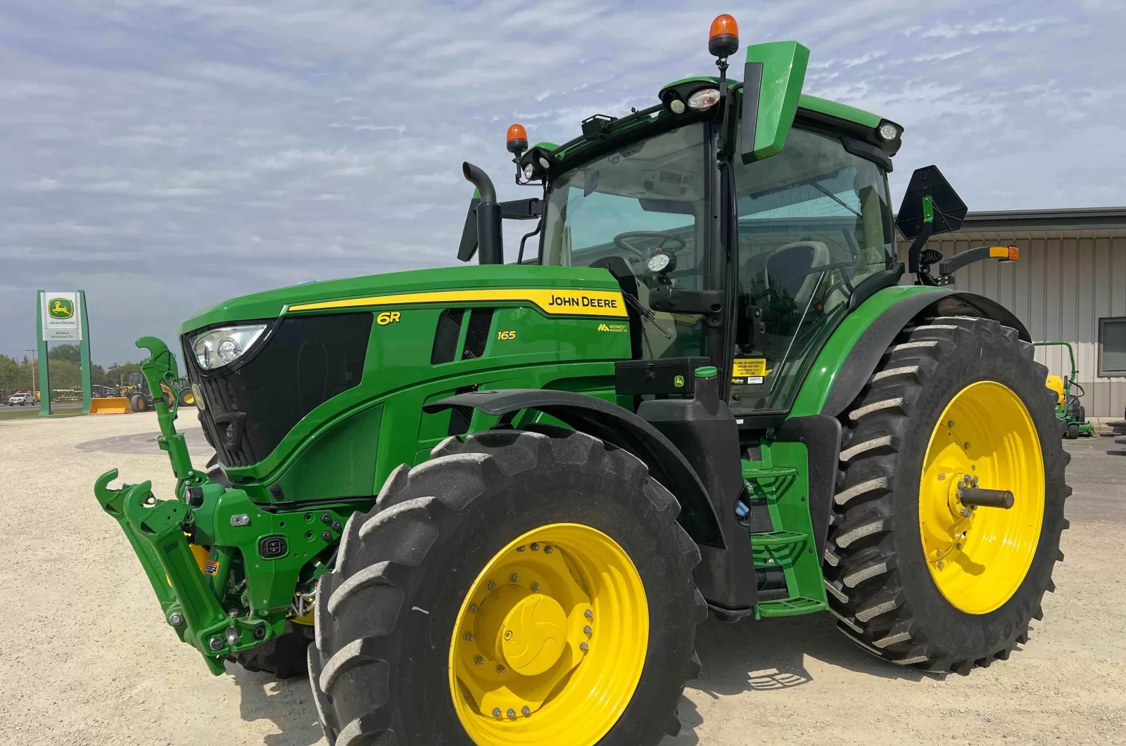 2022 John Deere 6R 165 MFWD